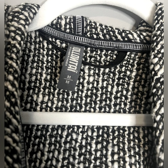 Kollontia Grampa Shrug - Picture 2 of 5